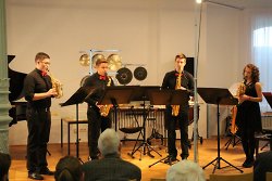Saxophonquartett macht Schule