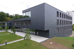Das Forschungsgebäude ZiMATE/ZTN wird im Herbst an die Hochschule Aalen übergeben.